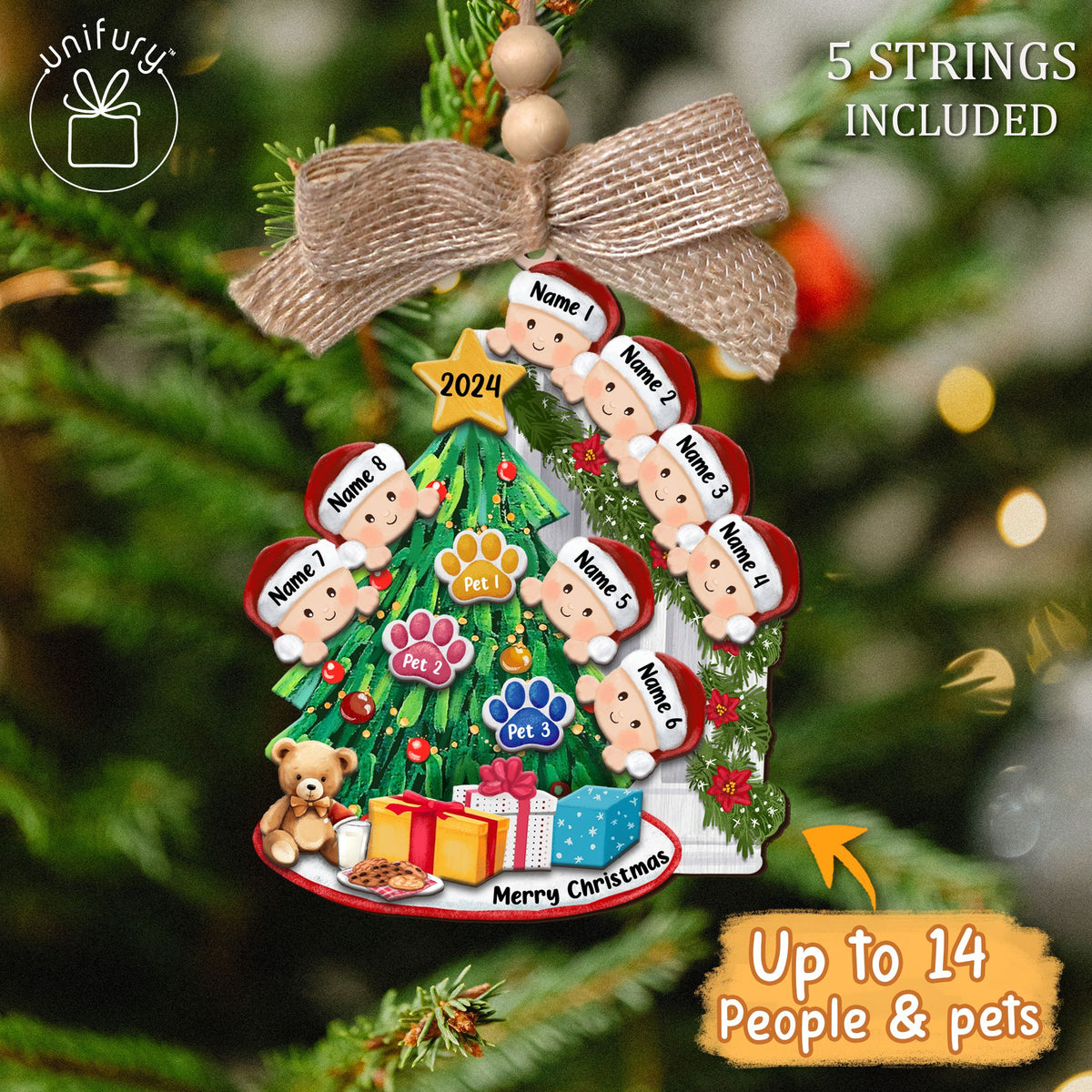 Personalized Peeking Family With Pets Christmas Wooden Ornament