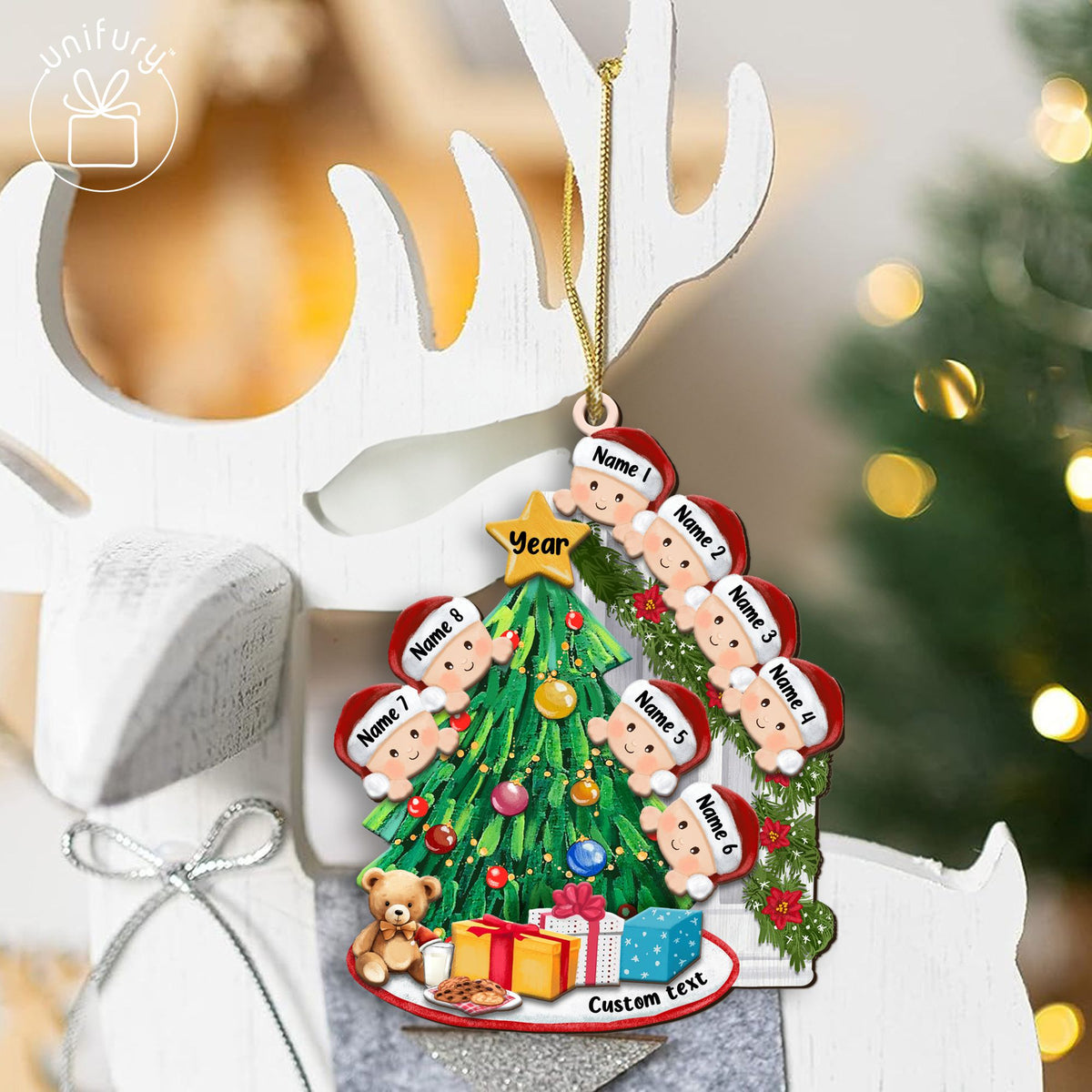 Personalized Peeking Family With Pets Christmas Wooden Ornament