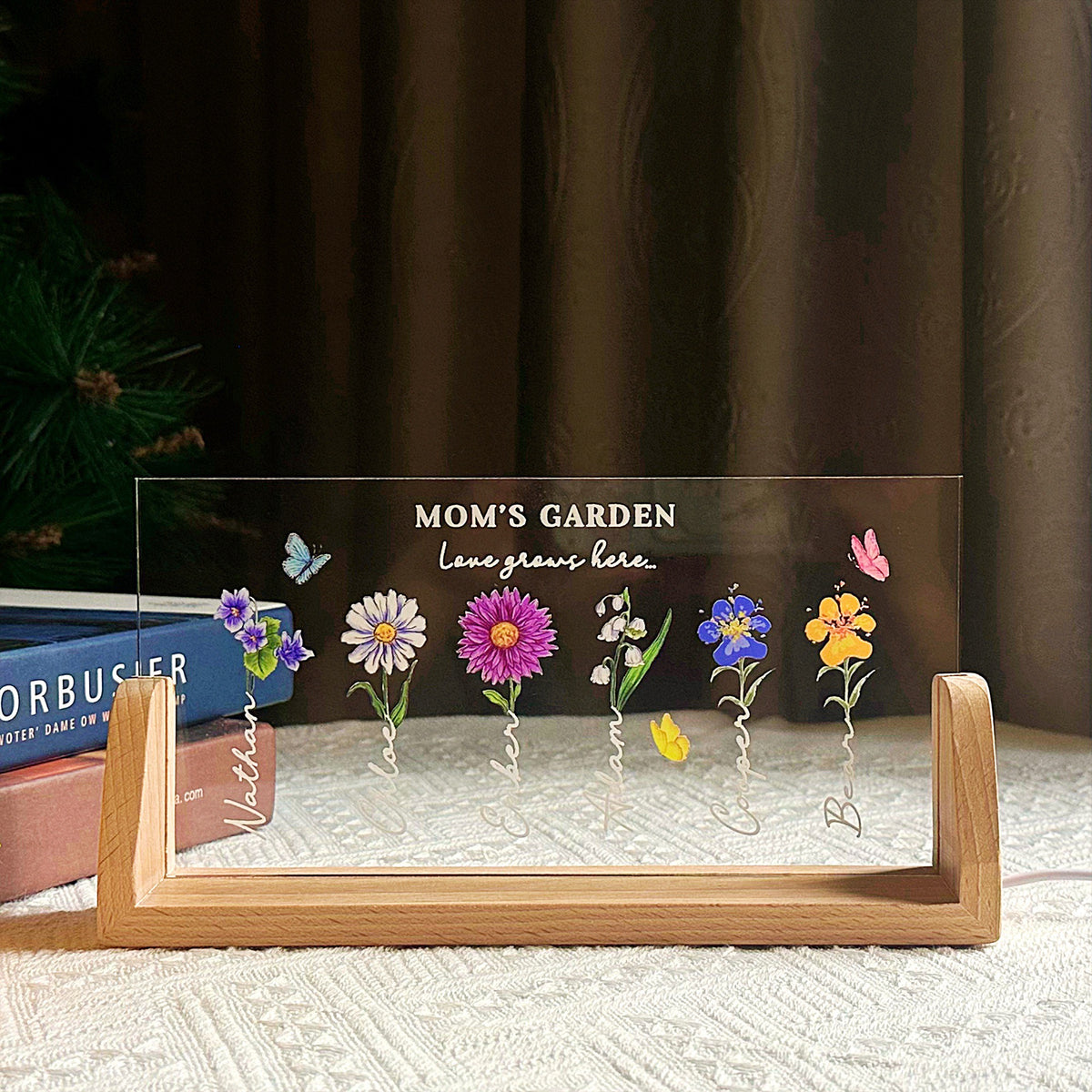 Custom Mom's Garden Birth Flower LED Night Light - Gift For Mom, Mother's Day Gift